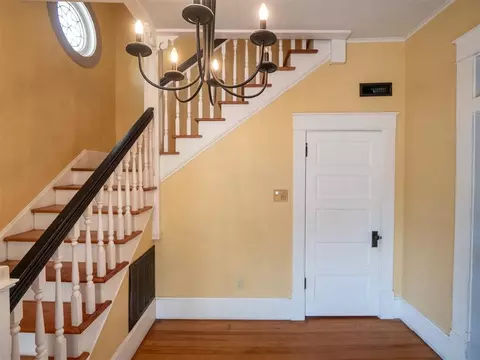 Entry Way - 307 E Main St, Tecumseh, OK 74873 photo 3 of 5