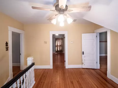 Entry Way - 307 E Main St, Tecumseh, OK 74873 photo 4 of 5