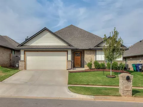 5513 Malpaso Creek Dr, Mustang, OK 73064