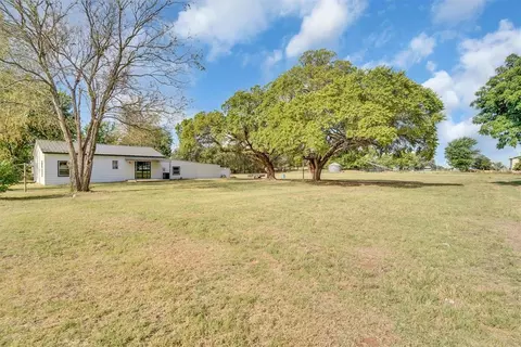 Exterior - 401 W 1st St, Erick, OK 73645 photo 9 of 9