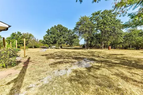 Exterior - 333212 E 1070 Rd, Mcloud, OK 74851 photo 4 of 7