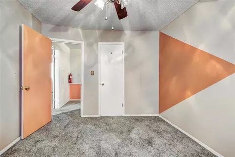 Bedroom - 333212 E 1070 Rd, Mcloud, OK 74851 photo 2 of 6