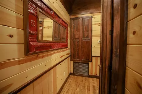 Entry Way - 12 Pine Bluff Rd, Broken Bow, OK 74728 photo 3 of 3
