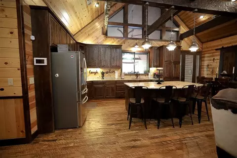 Kitchen - 12 Pine Bluff Rd, Broken Bow, OK 74728 photo 3 of 3
