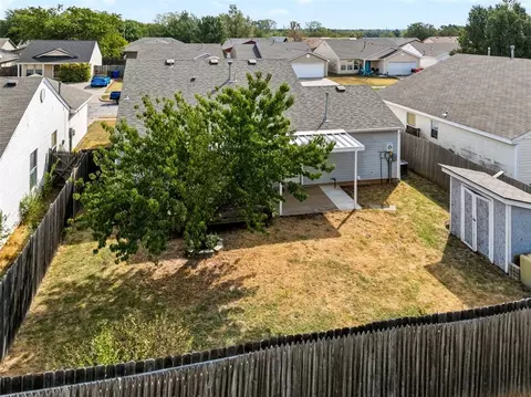 View/Area - 1224 Briar Patch Way, Norman, OK 73071 photo 2 of 3