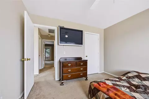 Bedroom - 1224 Briar Patch Way, Norman, OK 73071 photo 2 of 4