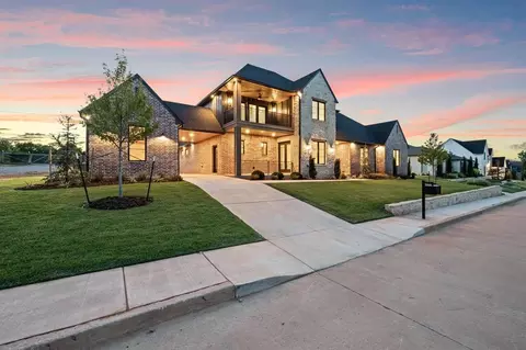 6201 Canopy Ln, Edmond, OK 73025