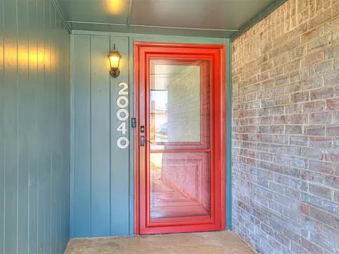 Entry Way - 20040 Timberidge Rd, Harrah, OK 73045 photo 1 of 3