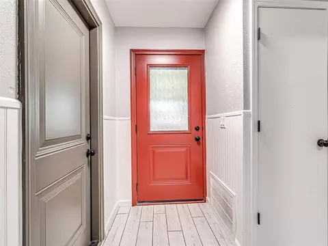 Entry Way - 20040 Timberidge Rd, Harrah, OK 73045 photo 2 of 3