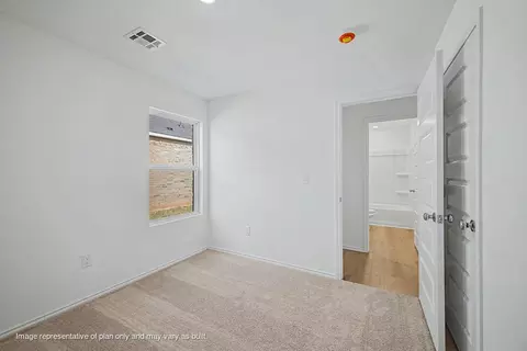 Bedroom - 5413 Nicole Dr, Tuttle, OK 73089 photo 4 of 4