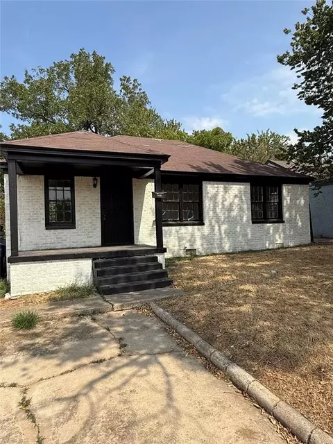 2049 NE 17th St, Oklahoma City, OK 73111