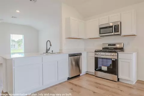Kitchen - 5426 Nicole Dr, Tuttle, OK 73089 photo 1 of 1