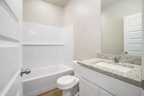 Bath - 728 Luna Way, Tuttle, OK 73089 photo 1 of 1