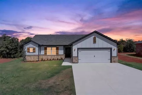 465 Stella Trl, Guthrie, OK 73044