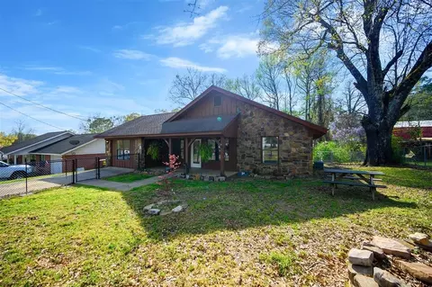 Exterior - 607 N Bock St, Broken Bow, OK 74728 photo 12 of 15