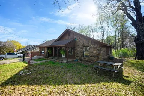 Exterior - 607 N Bock St, Broken Bow, OK 74728 photo 13 of 15