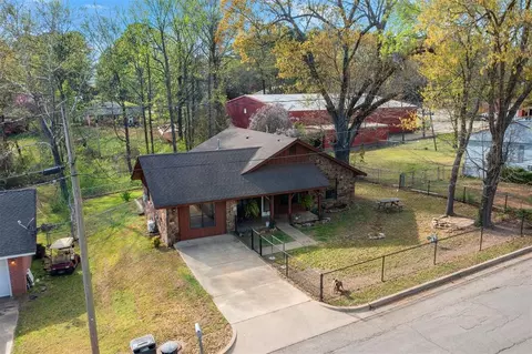 View/Area - 607 N Bock St, Broken Bow, OK 74728 photo 1 of 5