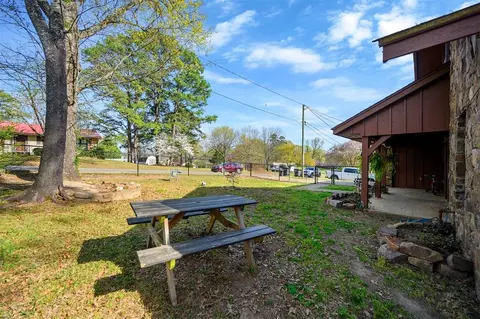 Exterior - 607 N Bock St, Broken Bow, OK 74728 photo 11 of 15