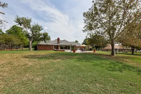 Exterior - 1119 Mockingbird Rd, Guthrie, OK 73044 photo 11 of 11