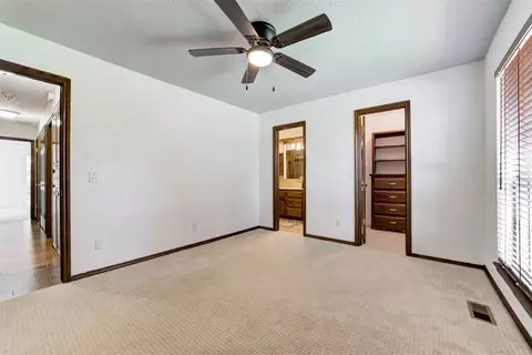 Bedroom - 1119 Mockingbird Rd, Guthrie, OK 73044 photo 6 of 8