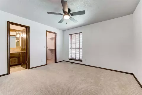 Bedroom - 1119 Mockingbird Rd, Guthrie, OK 73044 photo 5 of 8