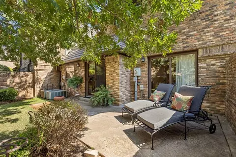 Exterior - 4 Windbrook Sq, Norman, OK 73072 photo 6 of 14