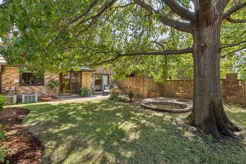Exterior - 4 Windbrook Sq, Norman, OK 73072 photo 9 of 14