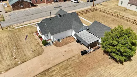 View/Area - 305 E Main St, Hydro, OK 73048 photo 2 of 2