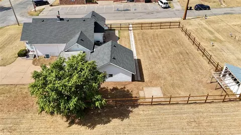 Other - 305 E Main St, Hydro, OK 73048 photo 11 of 12