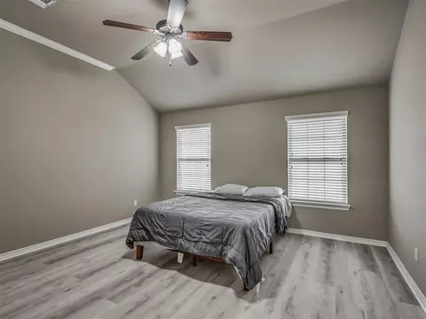 Bedroom - 604 SW 44th St, Moore, OK 73160 photo 1 of 3