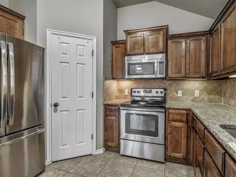 Other - 604 SW 44th St, Moore, OK 73160 photo 4 of 26