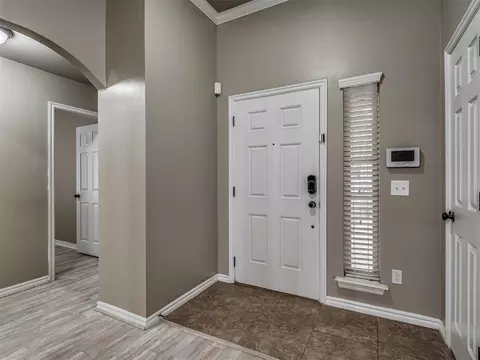 Entry Way - 604 SW 44th St, Moore, OK 73160 photo 1 of 1