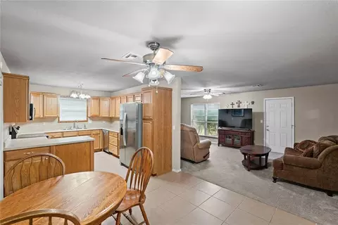 926 S Highland Dr, Mustang, OK 73064
