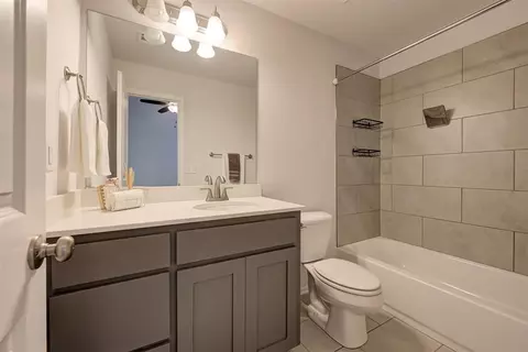 Bath - 3717 Central Park Dr, Moore, OK 73160 photo 2 of 4