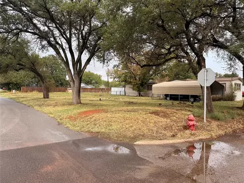 416 S State Ave, Elk City, OK 73644