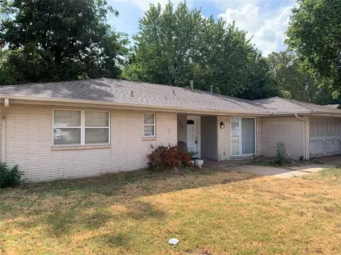 320 S Ranchwood Mannor Dr, Oklahoma City, OK 73139