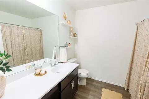 Bath - 609 Audrey Dr, Tuttle, OK 73089 photo 5 of 5