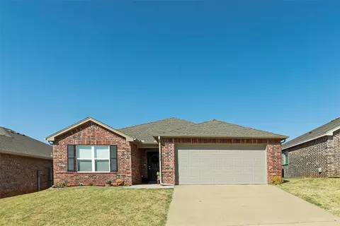 Exterior - 609 Audrey Dr, Tuttle, OK 73089 photo 2 of 4