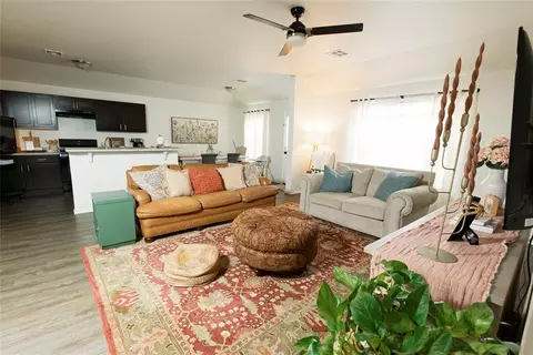 Living - 609 Audrey Dr, Tuttle, OK 73089 photo 3 of 4