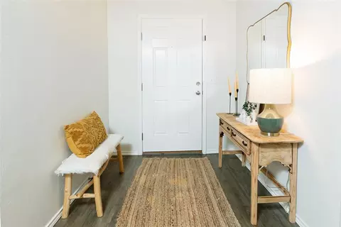 Entry Way - 609 Audrey Dr, Tuttle, OK 73089 photo 2 of 4