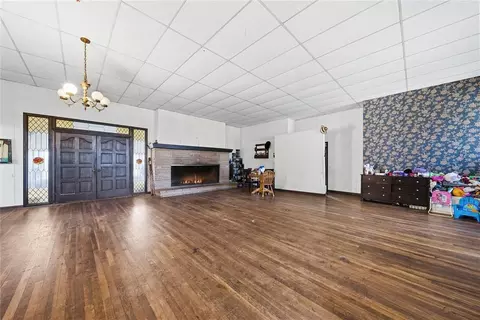 Living - 1008 Elm St, Stroud, OK 74079 photo 1 of 1