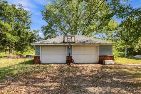 Exterior - 1008 Elm St, Stroud, OK 74079 photo 2 of 4