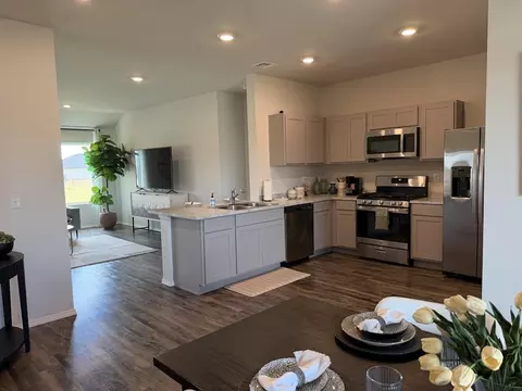 Kitchen - 13405 Juneberry Dr, Mcloud, OK 74851 photo 1 of 1