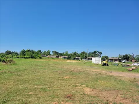 402 S 3rd St, Mcloud, OK 74851 photo 9