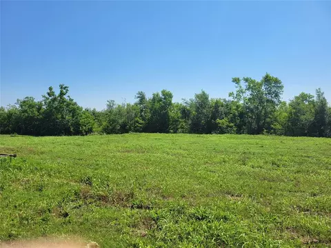 402 S 3rd St, Mcloud, OK 74851 photo 4
