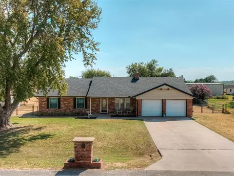 15070 Tomahawk Dr, Yukon, OK 73099