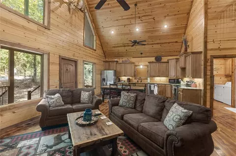 Living - 68 Stevens Rd, Broken Bow, OK 74728 photo 1 of 2