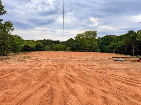 870301 Red Stone Cir, Chandler, OK 74834