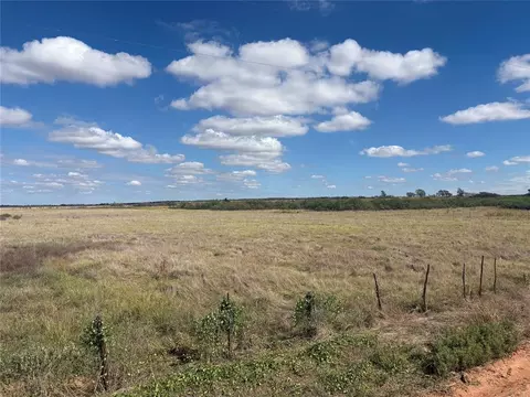 1330 E Rd, Granite, OK 73547 photo 3