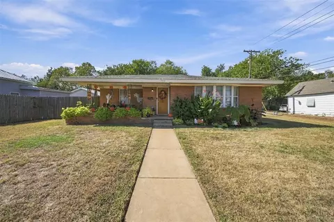124 S 11th St, Chickasha, OK 73018
